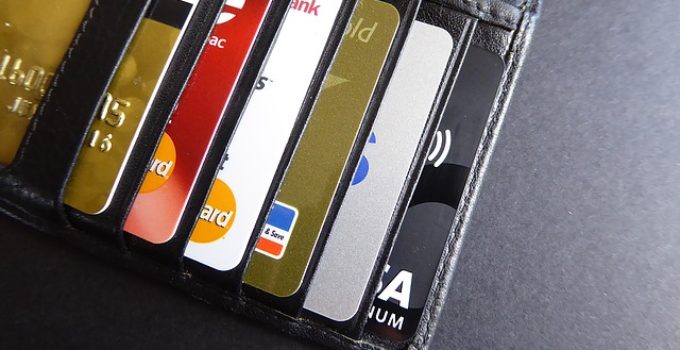 TOP 28 Cartes Bancaires Prépayées Rechargeables: Comparatif 2024